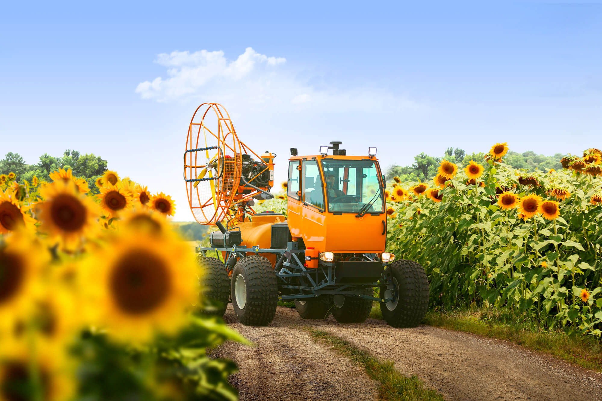 Agricultural Machinery of the “Tuman” line. Auto-rotation of sprayer